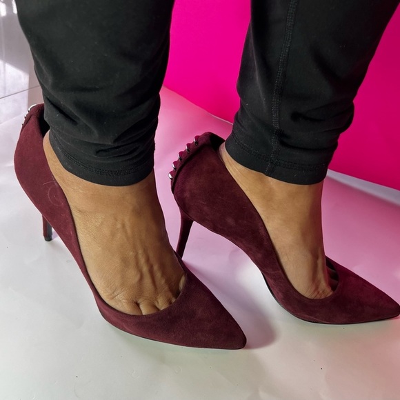 New Kendall + Kylie Britney3 Velvet Pump (US Size 8 1/2) - Picture 11 of 16